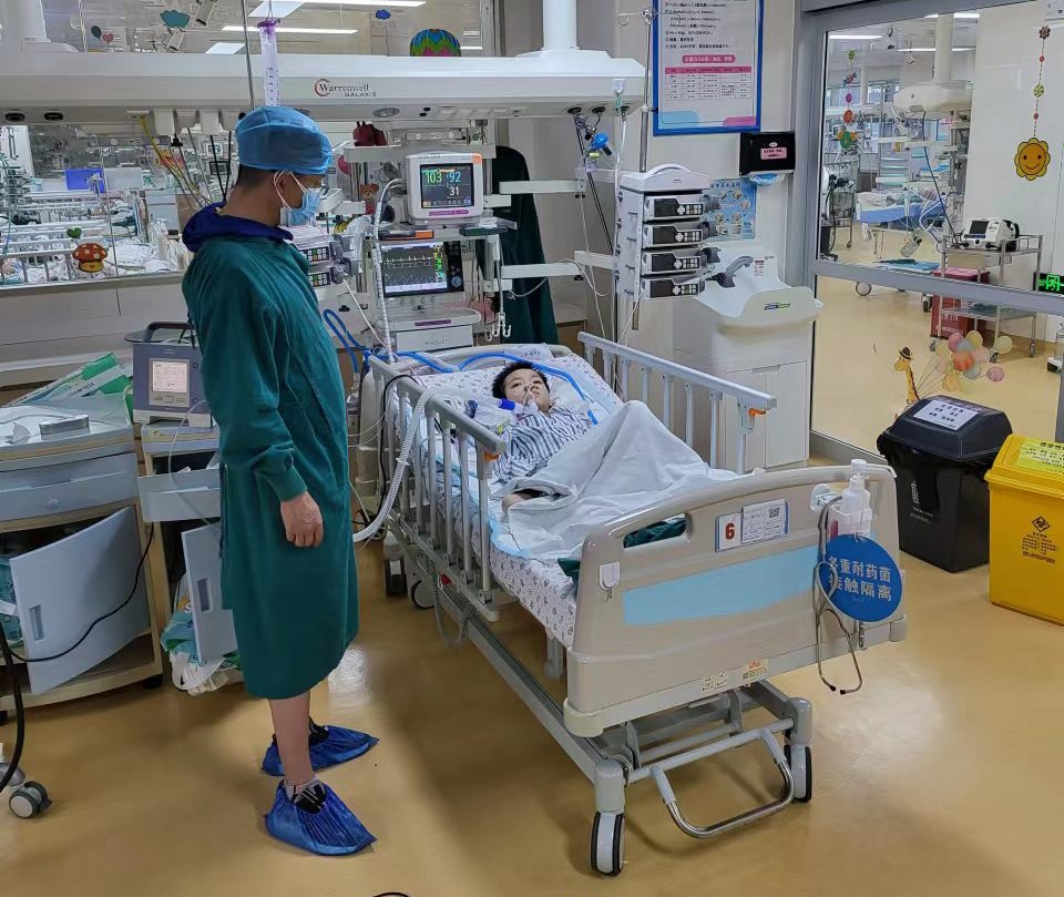 哈巴河县跨省救护车出租公司